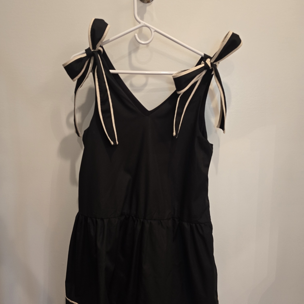Entro Black Garment with Bow Straps